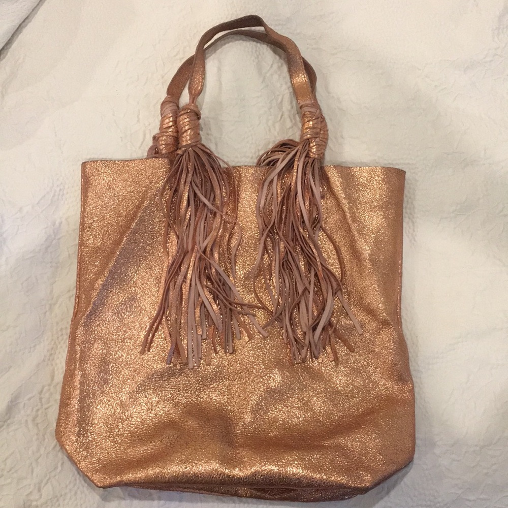 Monserat de Lucca EUC Rosegold Leather Fringe Tote